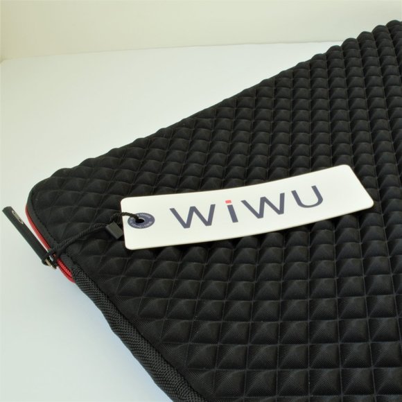 WIWU Other - NWT 17.3" Laptop Sleeve by WIWU
